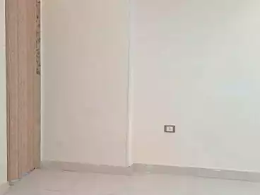 شقق للبيع - 3 غرف - بالدور 8