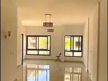 شقق للبيع - 3 غرف - بالدور 5
