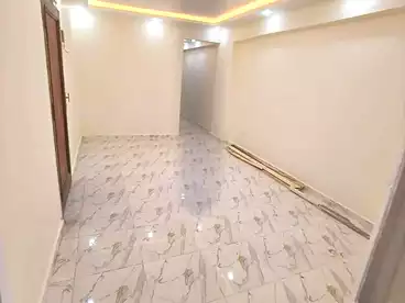 Apartments For sale - 2 rooms - floor 4