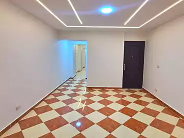 شقق للبيع في شارع محمود العيسوي، سيدي بشر بحري، 130 متر