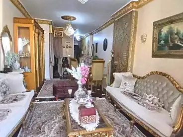 شقق للبيع في محرم بك، الاسكندرية، 140 متر