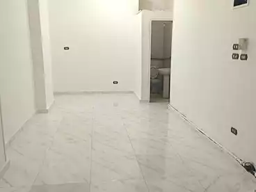 Commercial For sale - floor 0