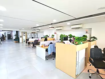 Offices For rent - 8 rooms - floor 3
