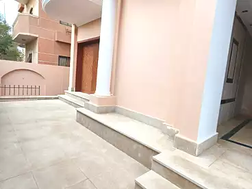 Duplex with Garden For rent in El Banafsag Villas, El Banafsag, 430 sqm