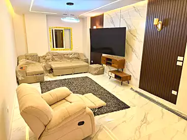 Apartments For rent in Southern 90th St., 90th Street, 170 sqm