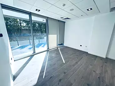 Offices For rent in The Podium Mall - Cairo Festival City Compound, Cairo Festival City Compound - Al Futtaim, 325 sqm
