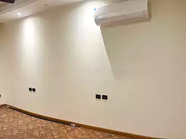 فلل للإيجار في كمبوند الباتيو أورو - لافيستا، كمبوند بالتجمع الخامس، 300 متر