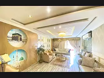 شقق للبيع في زيزينيا، الاسكندرية، 240 متر