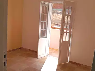 شقق للبيع في أبو يوسف، العجمي، 75 متر