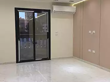 مكاتب للإيجار في شارع محمد فريد، ميدان هليوبوليس، 200 متر