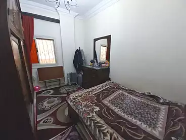 For sale in Omar Khorshid St., El Banafsag 10, 110 sqm