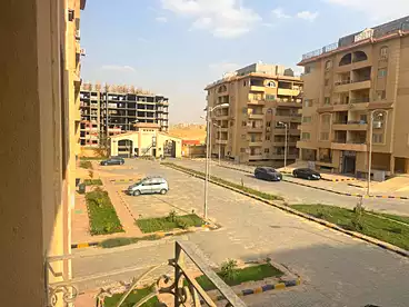 Apartment للبيع في بارك كورنر - كمبوند هايد بارك، كمبوند هايد بارك، 150 متر