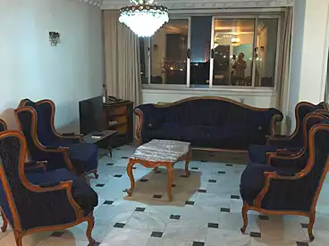 Apartments For sale in Hassan Assem St, El Zamalek, 160 sqm