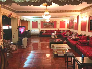 للبيع في المهندسين، القاهرة الكبرى، 300 متر