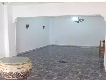شقق للبيع في شارع كورنيش النيل، شبرا، 140 متر