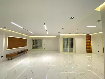 Apartments For sale in Abd El Razek El Sanhoury St., Nasr City, 250 sqm