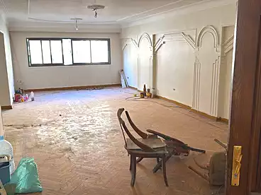For sale in Moez El Dawla St., 6th Zone, 280 sqm