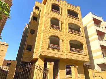 للبيع في شارع الجزيرة، المستثمرين الجنوبية، 120 متر