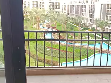 Apartments For sale in Trio Gardens Compound - M Squared, Compounds in New Cairo, 250 sqm