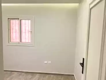 For rent in Akhnaton St., Fifth Neighborhood, 230 sqm