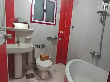 شقق للإيجار في المندرة بحري، المندرة، 70 متر