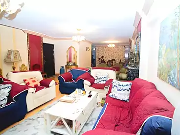 Apartments For sale in Tiba St, Camp Cesar, 210 sqm