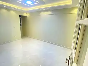 Apartments For sale in Gamal Abd El Nasir St, Sidi Beshr Bahri, 155 sqm