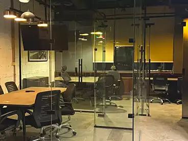 مكاتب للإيجار في شارع التسعين الشمالي، شارع التسعين، 75 متر