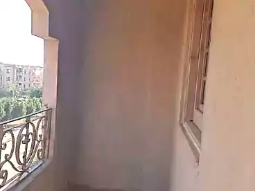 Apartments For sale in El Thaqafa St., Ninth Neighborhoods, 220 sqm