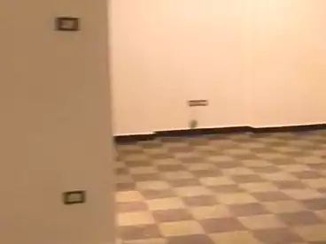 في شارع سنان باشا، الزيتون البحرية، 90 متر