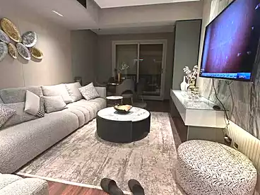 شقق للبيع في كمبوند تريو جاردنز - ام سكويرد، كمبوند بالتجمع الخامس، 215 متر