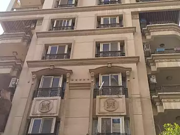 Building For sale in Makram Ebeid St., Nasr City, 600 sqm