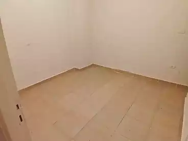 عقارات للإيجار في طريق الجيش، العصافرة بحري، 85 متر