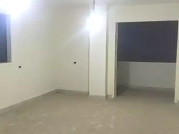 شقق للإيجار في شارع 27، النزهة 2، 130 متر