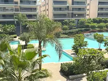 Apartment with Garden For sale in Lake View Residence - El Hazek, Compounds in New Cairo, 145 sqm