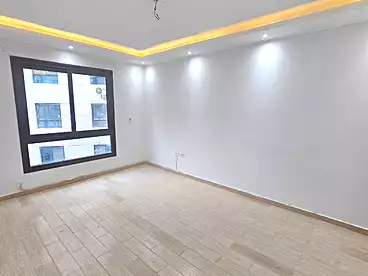 Administrative For rent in Rayhanah Plaza - Morshedy Group, Compounds in Maadi, 120 sqm