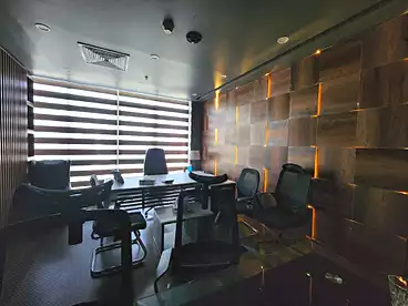 Co-working space For rent in Northern 90th St., 90th Street, 122 sqm