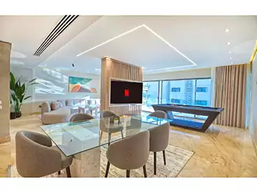 شقق مفروشة للإيجار في ليك فيو ريزيدنس - الحاذق، كمبوند بالتجمع الخامس، 200 متر