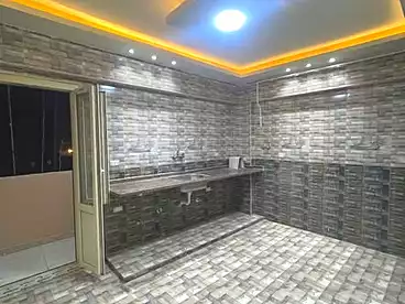 Roof For sale in El-Tayar St, El Bitash, 250 sqm