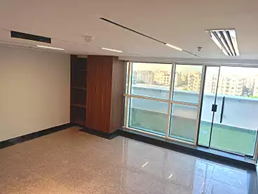 Co-working space For rent in Northern 90th St., 90th Street, 480 sqm