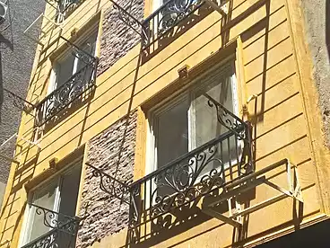 Villas For rent in Al Masara St., Gzert Bdran, 140 sqm