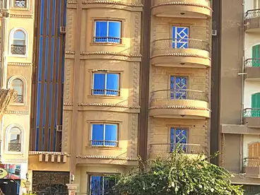 في المجاورة الثانية، الحي الرابع، 324 متر