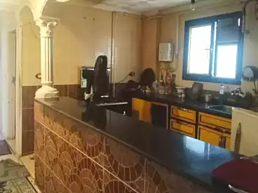 شقق للبيع في طريق الجيش، المندرة، 170 متر