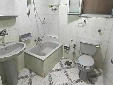 شقق للبيع في الرأس السوداء، السيوف قبلي، 100 متر