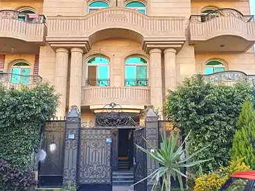 Apartments For rent in Moushir Ahmed Ismail St., El Narges 5, 210 sqm