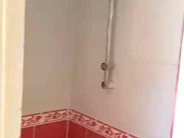 في الحي العاشر، العاشر من رمضان، 63 متر