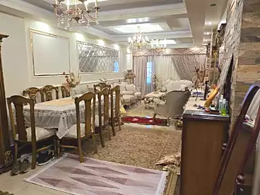 Apartments For sale in Shaarawy St., Lauran, 140 sqm