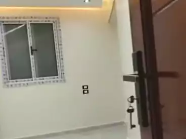 شقق للبيع في شارع 27، النزهة 2، 150 متر