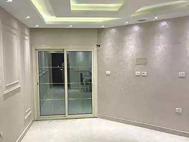Private For sale in South Youth Housing, First Settlement, 100 sqm