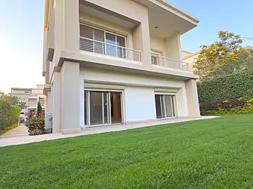 فلل للإيجار في أوريانا فيلاز - كمبوند كايرو فيستيفال سيتي، كمبوند كايرو فيستيفال سيتي - الفطيم، 560 متر